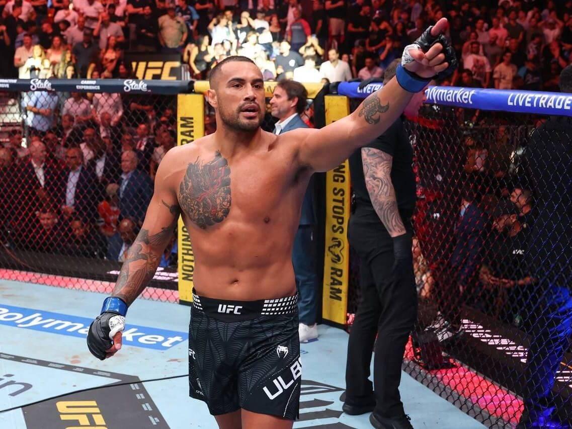 Триумф Карлоса Улберга на UFC 327